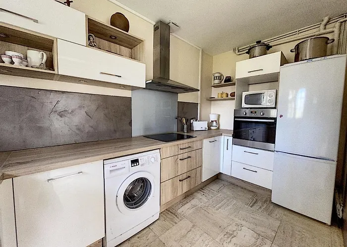 Nyaraló Maison Avec Jardin Clos, A 600m De La Plage, 4 Chambres, Barbecue, Proche Commerces Et Attractions - Fr-1-361-495 Jullouville-les-Pins