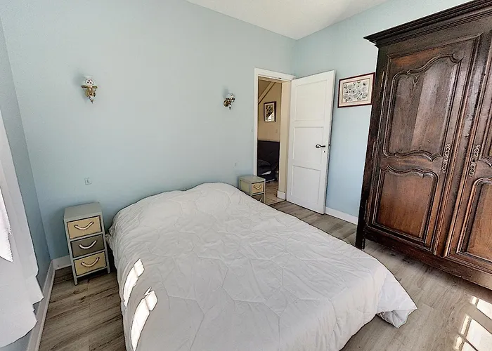 Prázdninový dům Maison Avec Jardin Clos, A 600m De La Plage, 4 Chambres, Barbecue, Proche Commerces Et Attractions - Fr-1-361-495 Jullouville-les-Pins